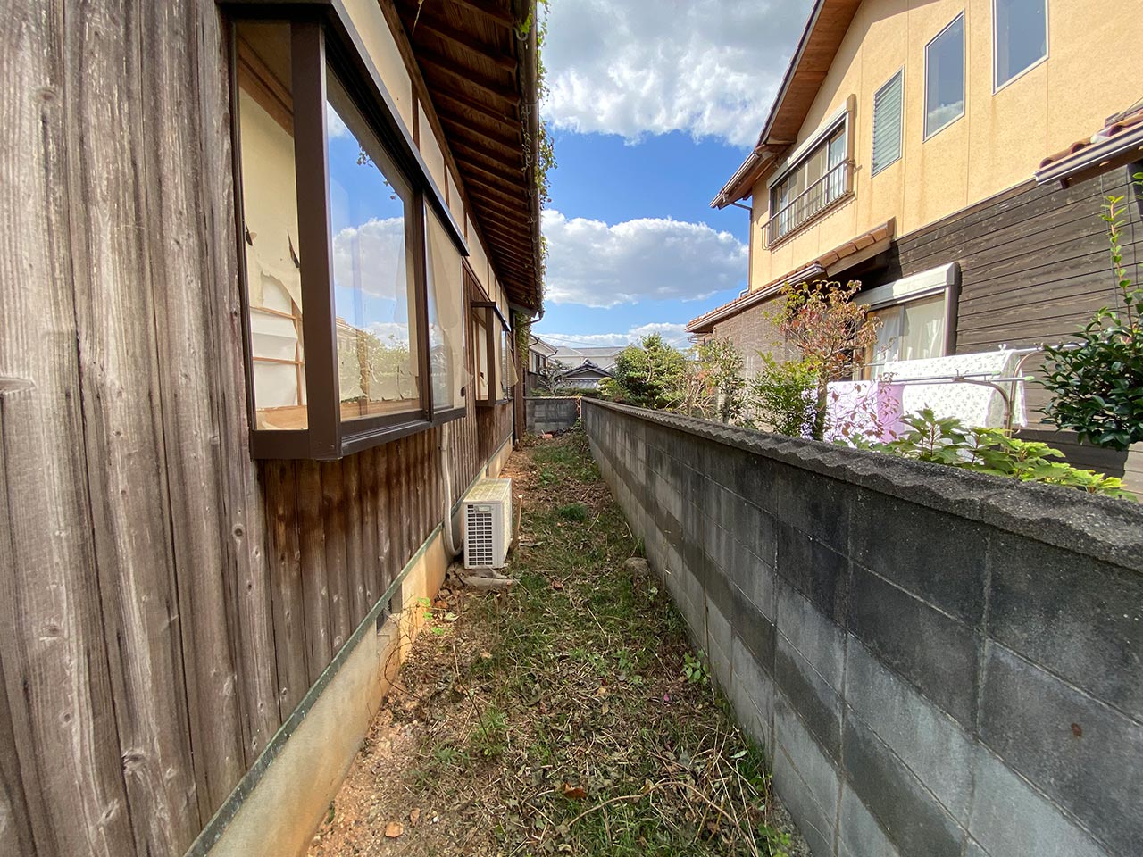 空き家管理　草刈り　剪定　施工完了