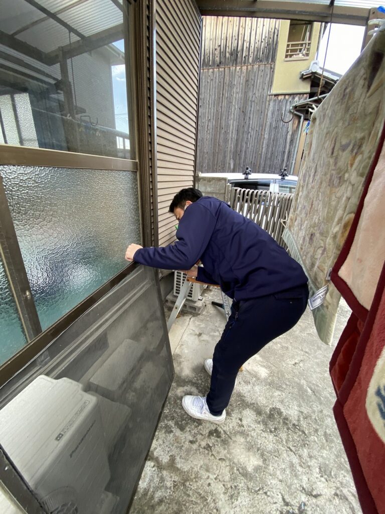 高齢者見守りサービス:網戸調整